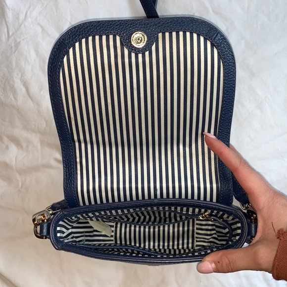 Kate Spade Crossbody - Picture 4 of 4